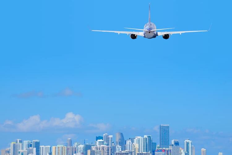 Plane landing near Miami